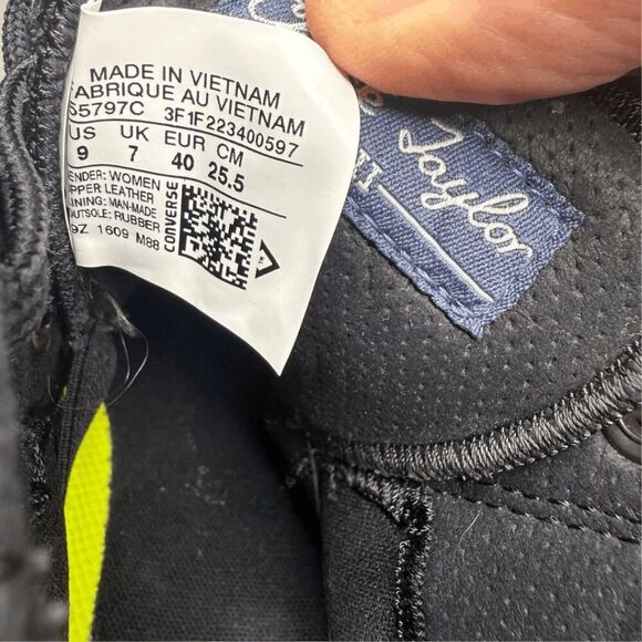 Converse Women's Chuck Taylor II All Star Hi-Perf Metallic Leather Sneakers Sz 9 - Picture 8 of 9